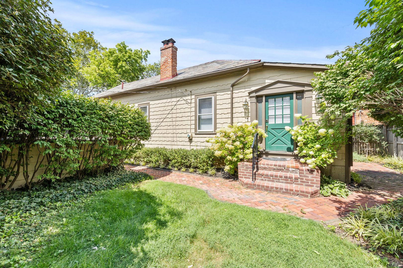 Beautiful German Village Home with Parking and Outdoor Space