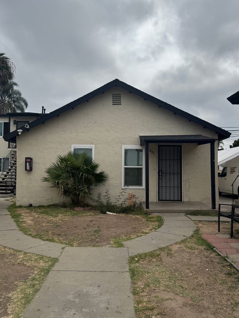 National City Apartment: 617-625 A Avenue