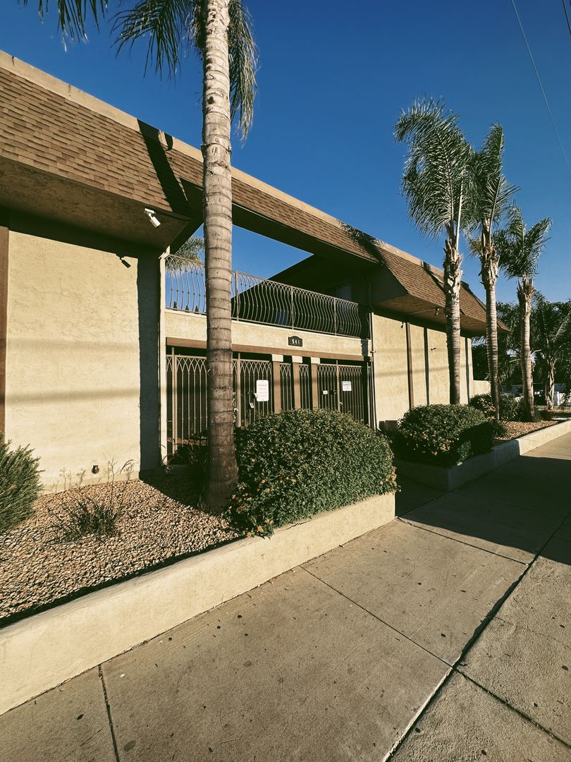 El Cajon Apartment: 541 North 1st Street