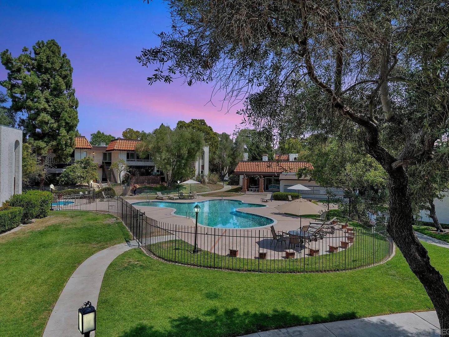 San Diego Condo: 6878 Navajo Road #21