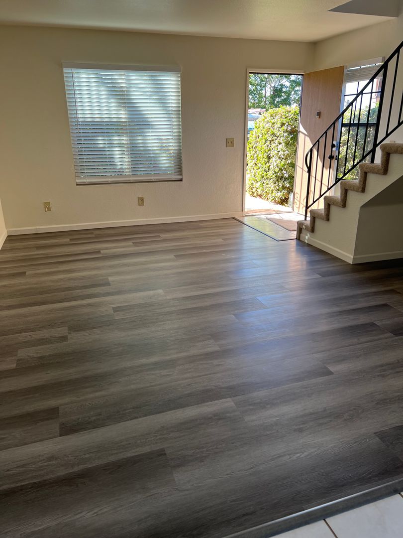 El Cajon Apartment: 1123 Persimmon Avenue