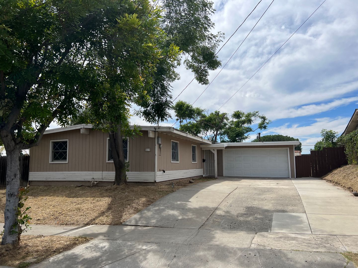 La Mesa House: 5610 Heidi Street
