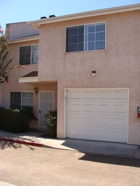 Renovated 3 Bedroom 2.5 Bath Condo – photo 1