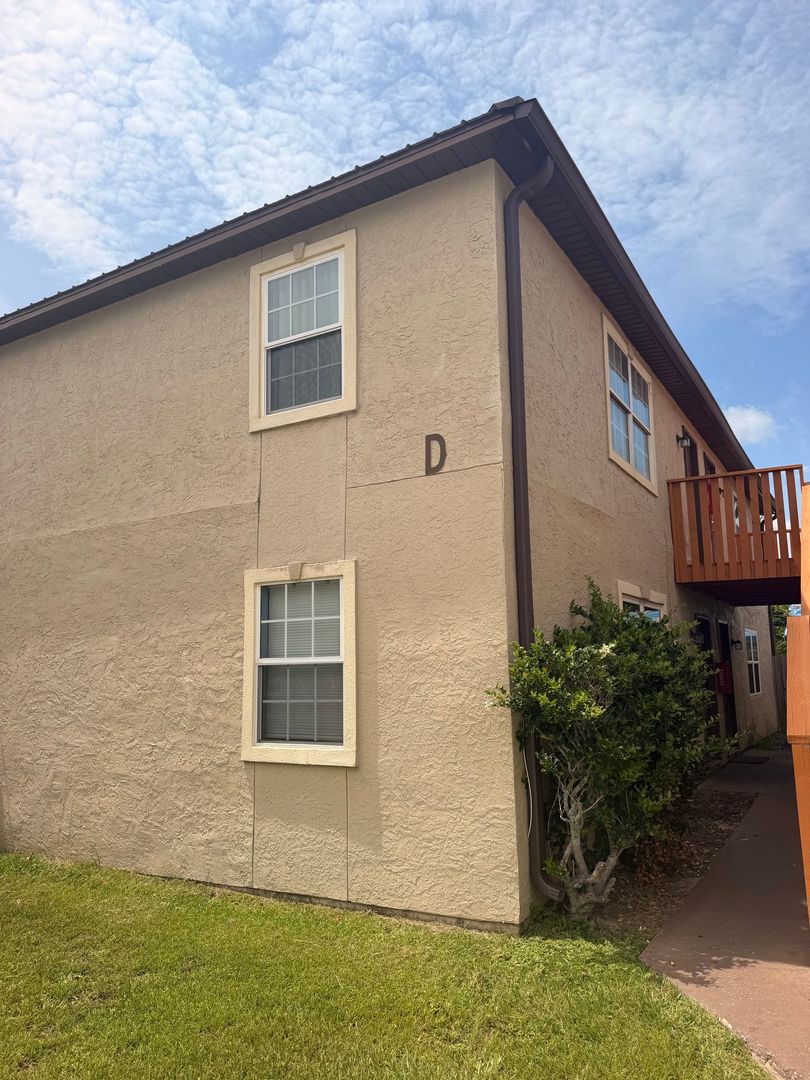 Panama City Apartment: 6321 Lenawee Street Apt D1