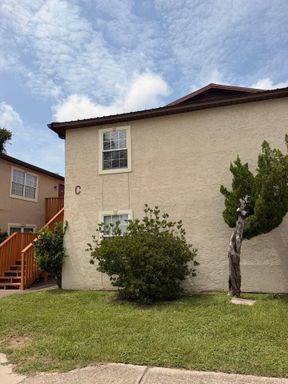 6321 Lenawee C3