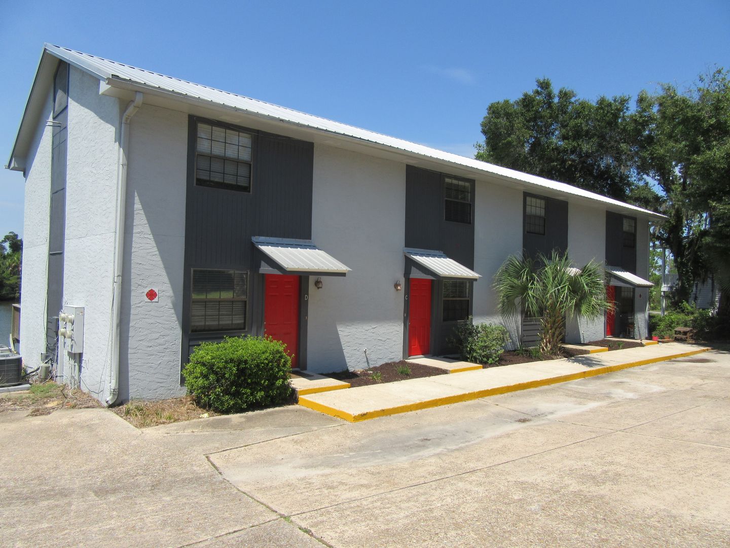 Panama City Apartment: 2750 W 12th St #6B