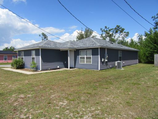 3 Bed 2 Bath Rental at 1601 Louisiana Ave, Lynn Haven, FL – photo 1