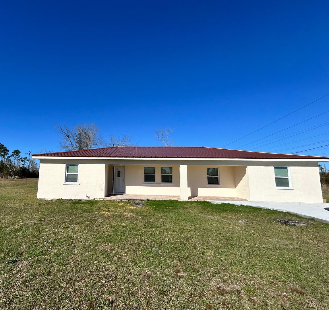 Panama City House: 2433 Wakulla Ave