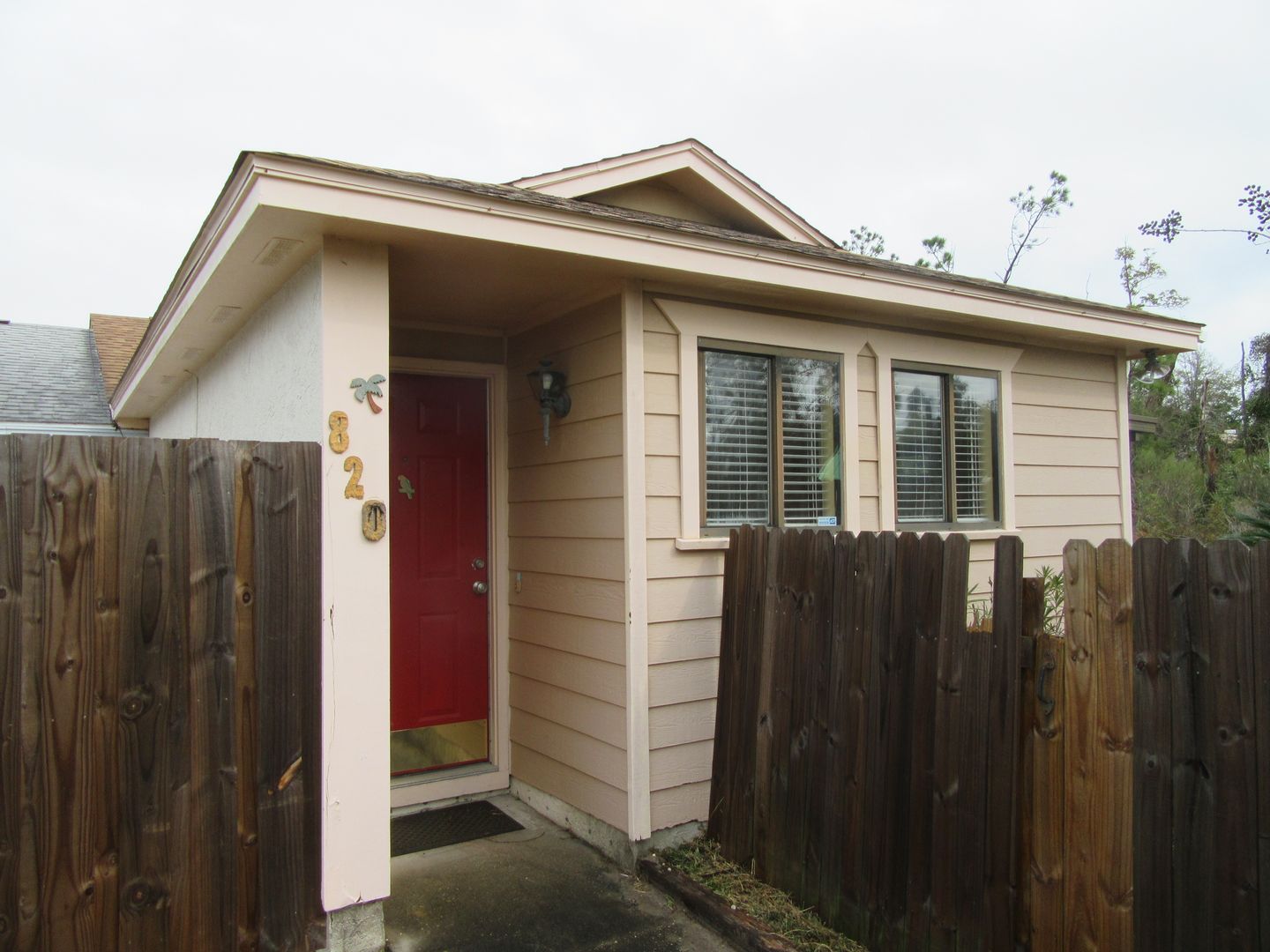 Panama City Apartment: 820 Premier Dr.