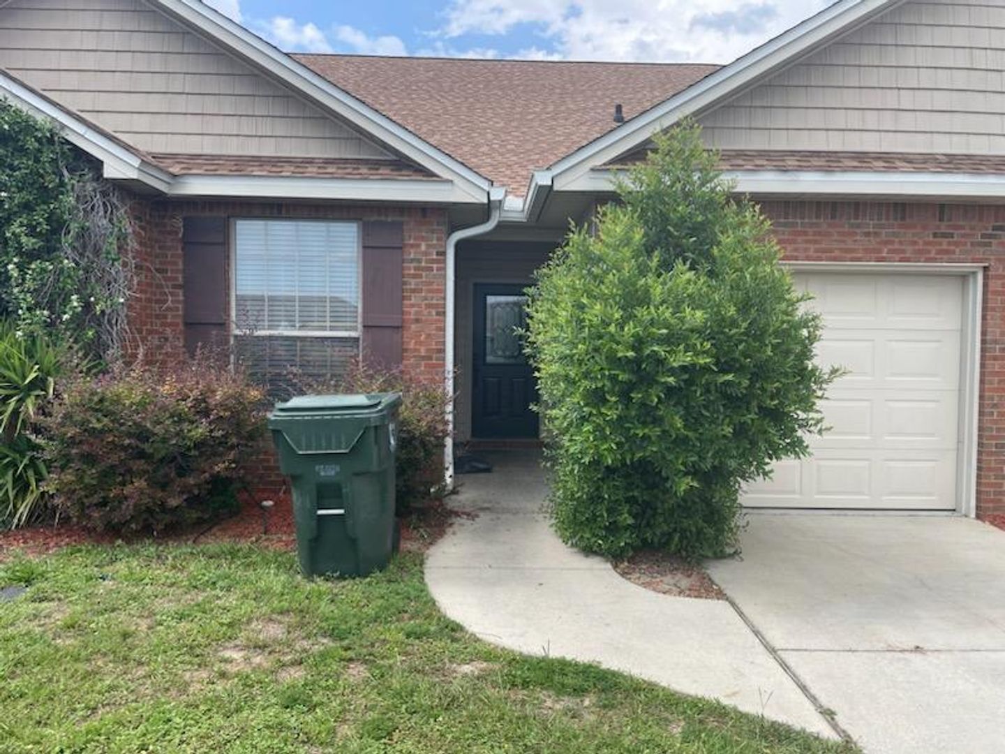 Lynn Haven Apartment: 2934 Palmetto Ridge Way