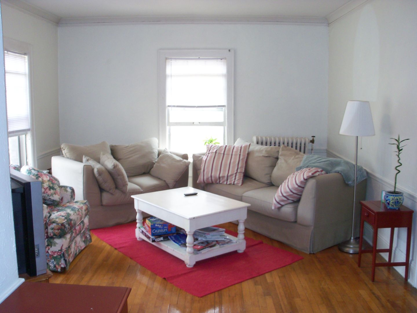 Minneapolis Apartment: 2212 Girard Ave. S