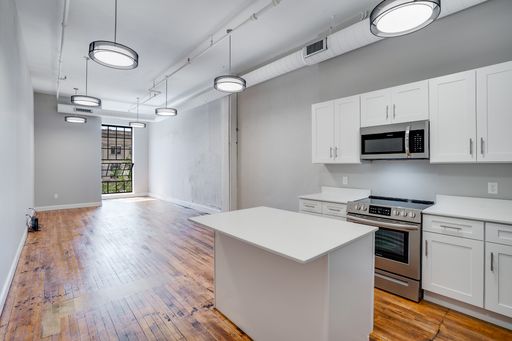 Historic 2 Bed Loft in Lowertown, charming – photo 1
