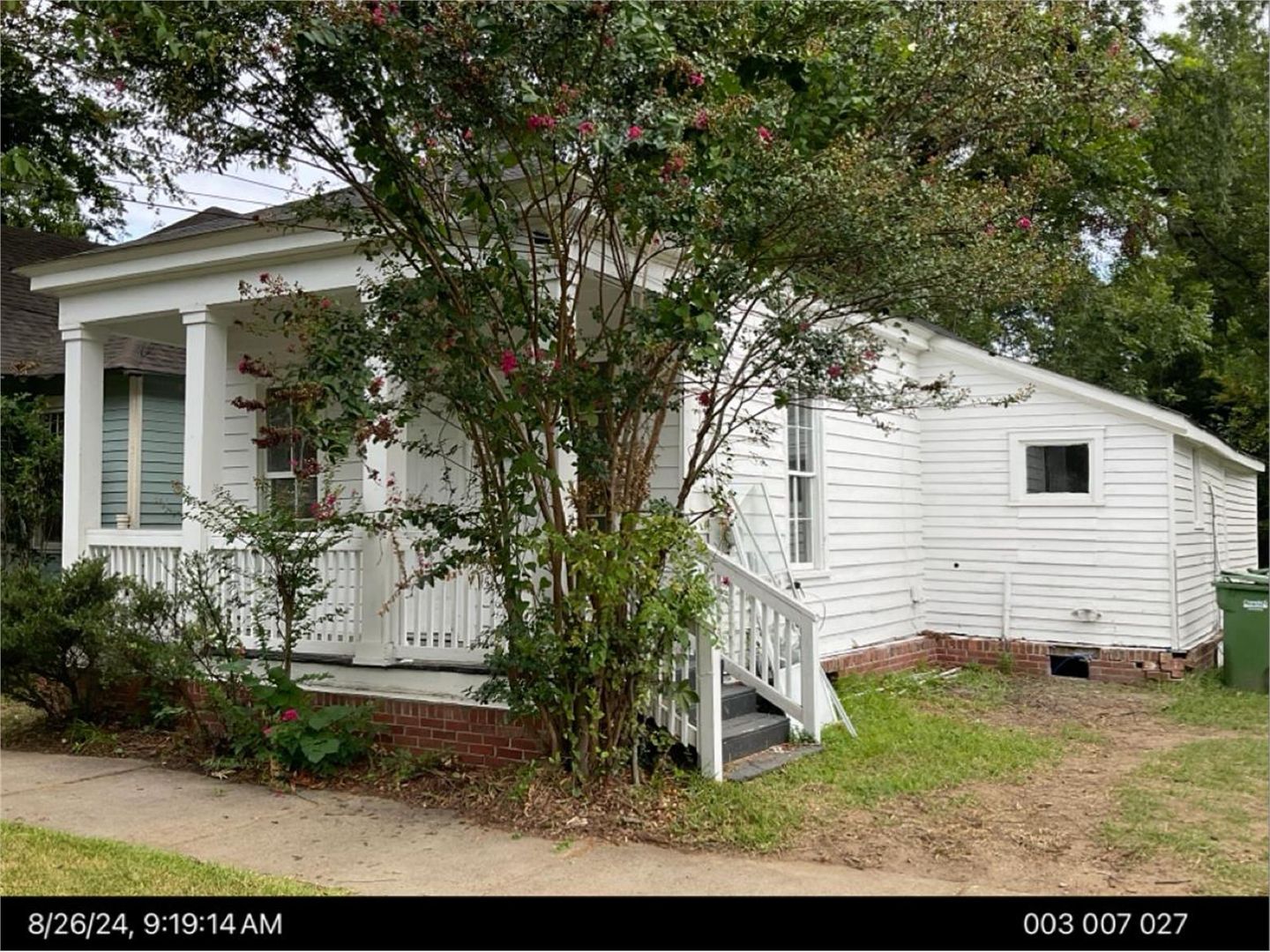 Columbus House: 211 8th Street