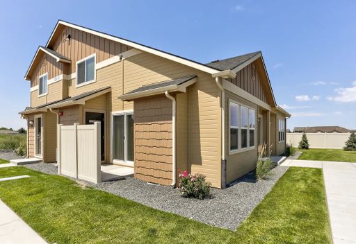 Creekside Townhomes – photo 1