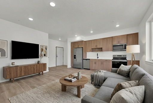 Veazey Park Apartments – photo 1