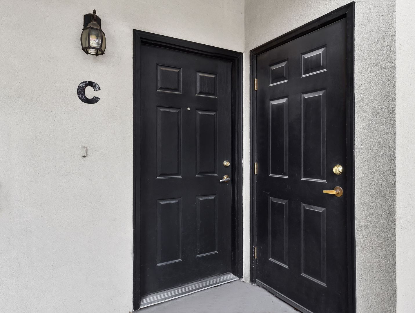 Meridian Apartment: 1959  East Wilson Lane