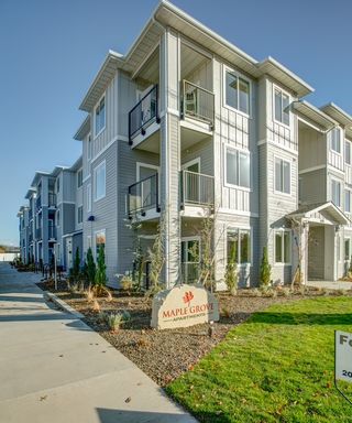 1420 Maple Grove Apartments – photo 1