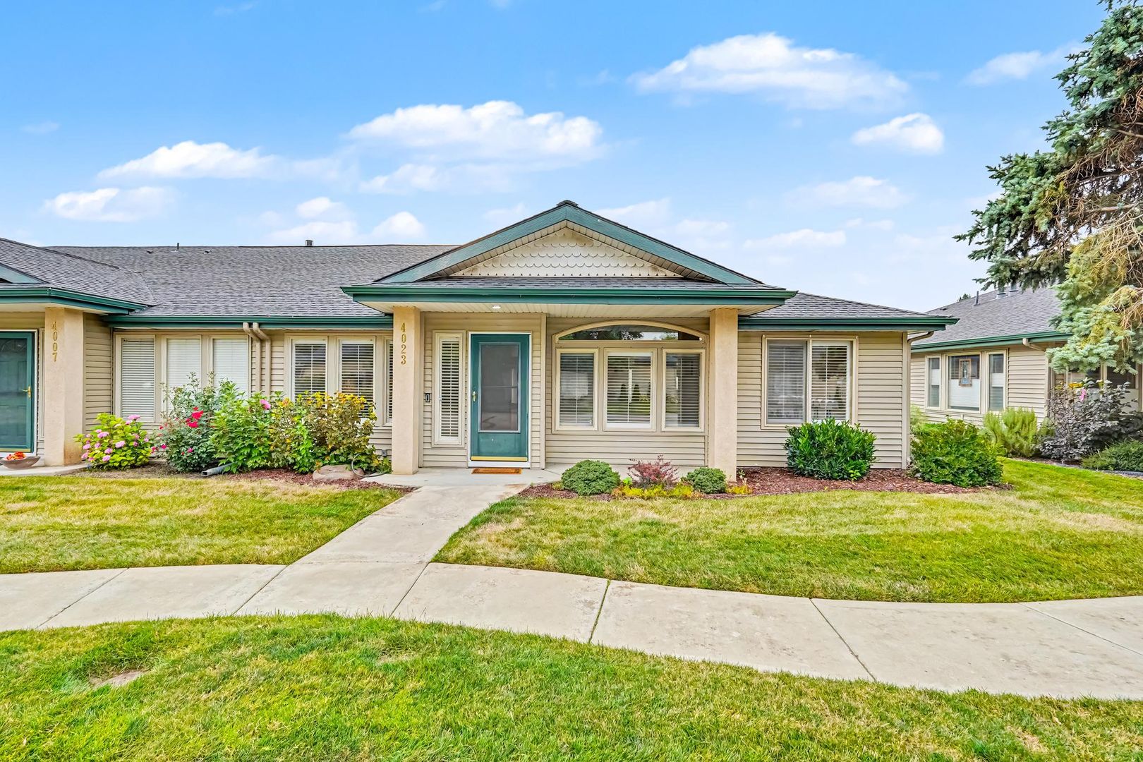 Garden City House: 4023 N Bayou Ln