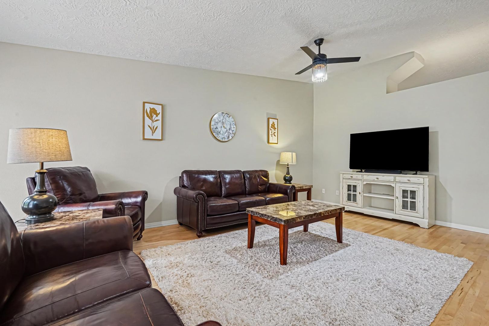 4023 N Bayou Lane 3 of 12