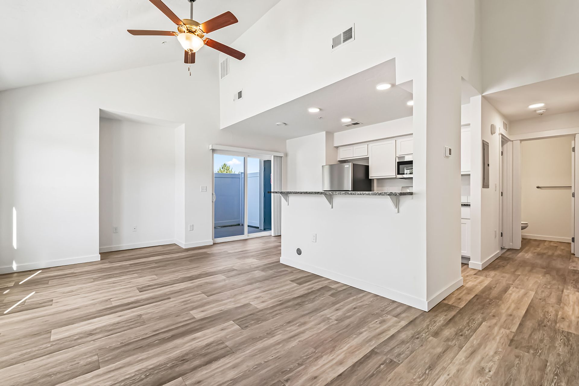 Nampa Apartment: 604 N Happy Valley Rd