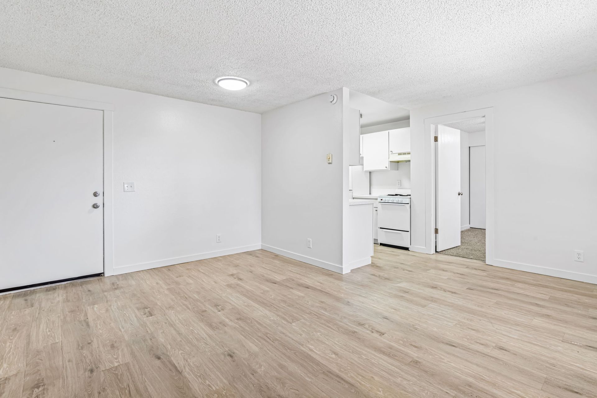 Boise Apartment: 306 S Roosevelt ST