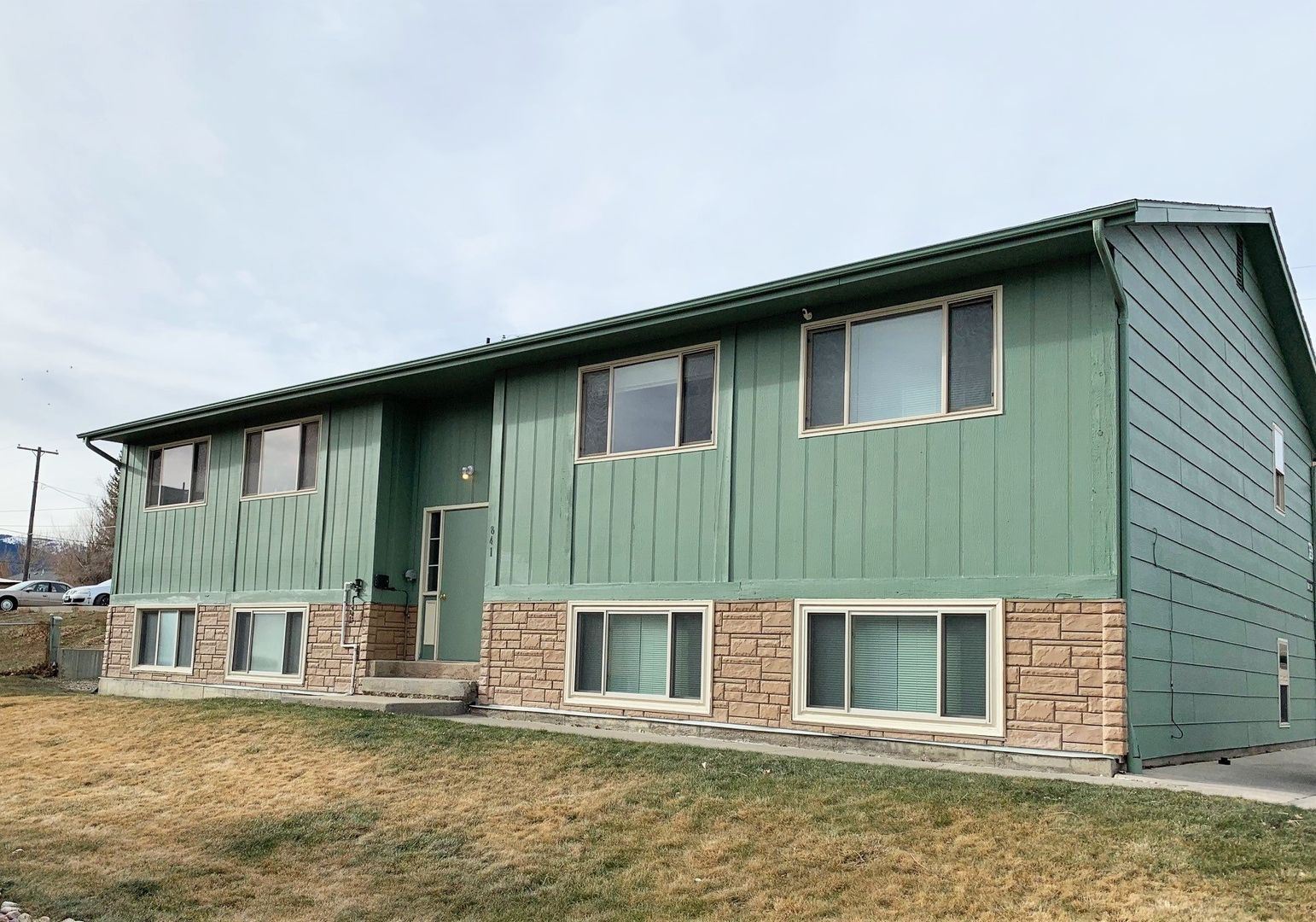 Casper Apartment: 841 E. 25th St.