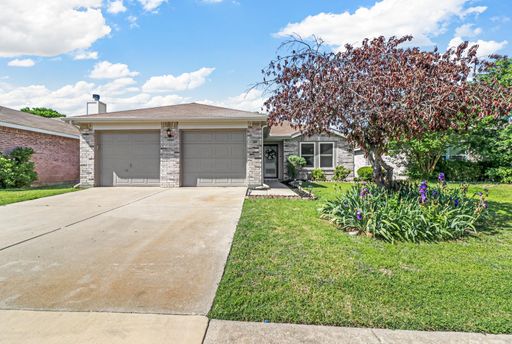 3/2 Charmer in the Heart of McKinney Near Highway 75! – photo 1