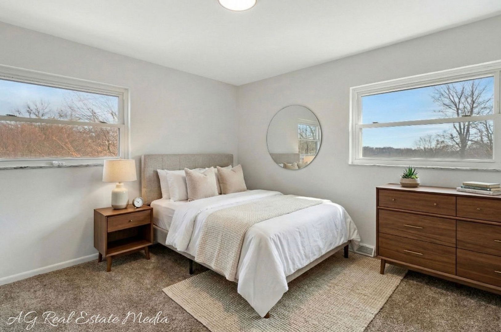 740 Wicklow Ln 3 of 12
