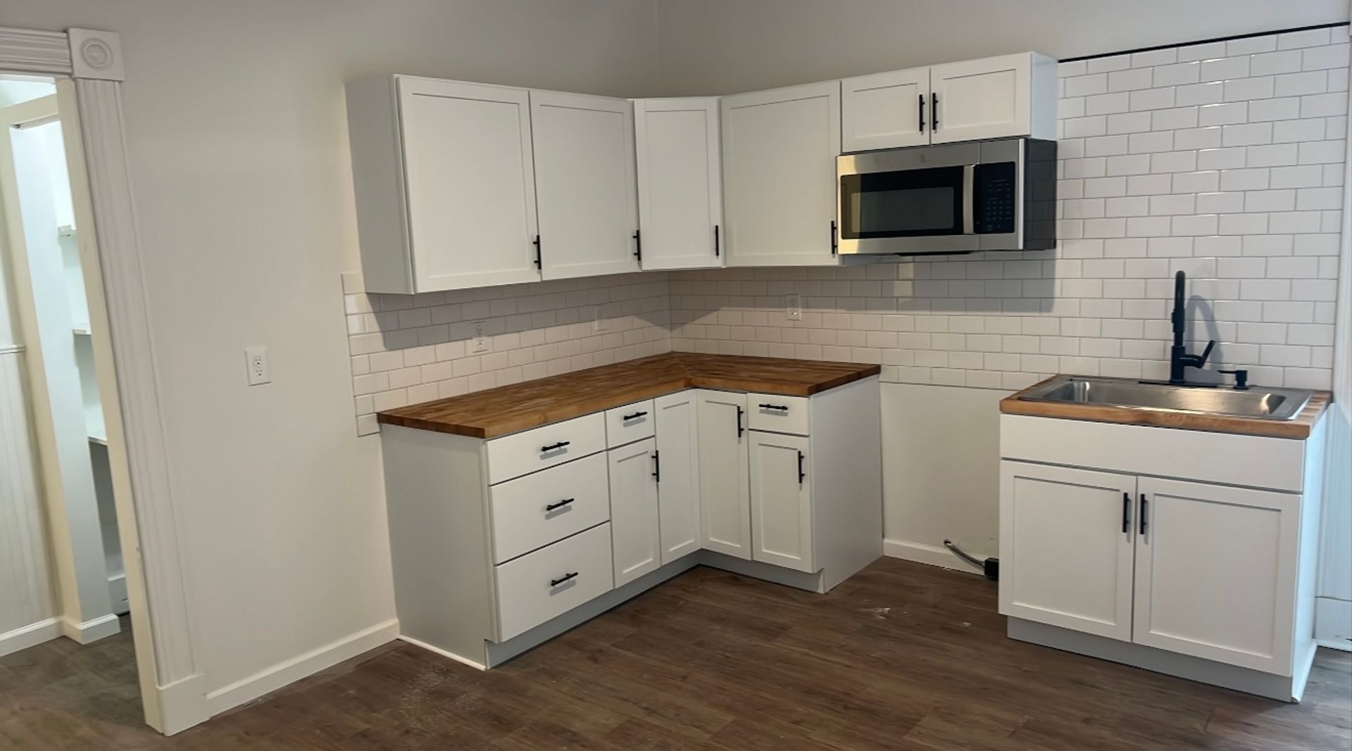 Cincinnati Apartment: 1617 Westwood