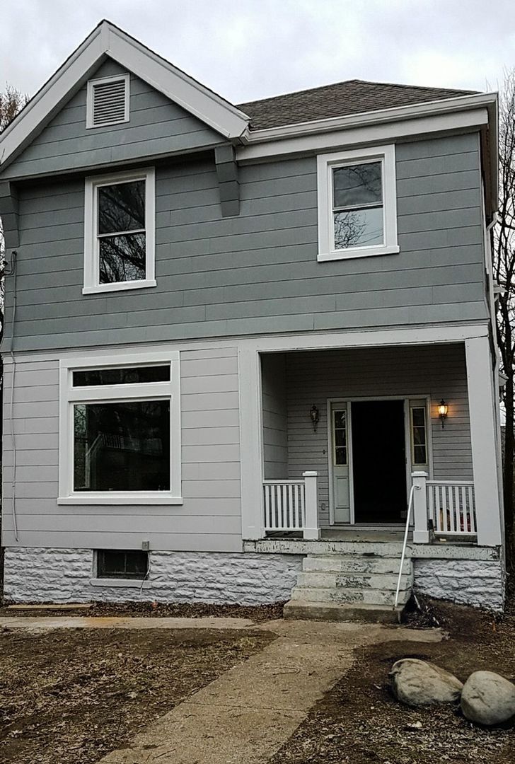 Cincinnati House: 855 Ridgeway Ave