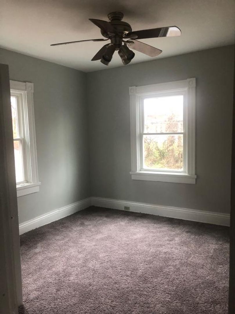 855 Ridgeway 6 of 6