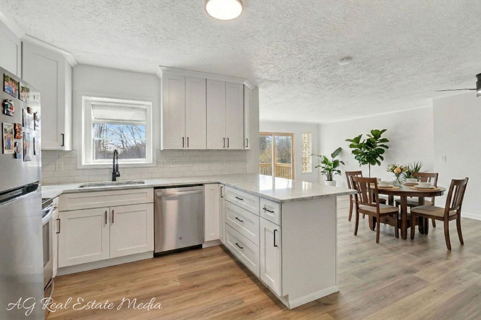 740 Wicklow Ln 11 of 12