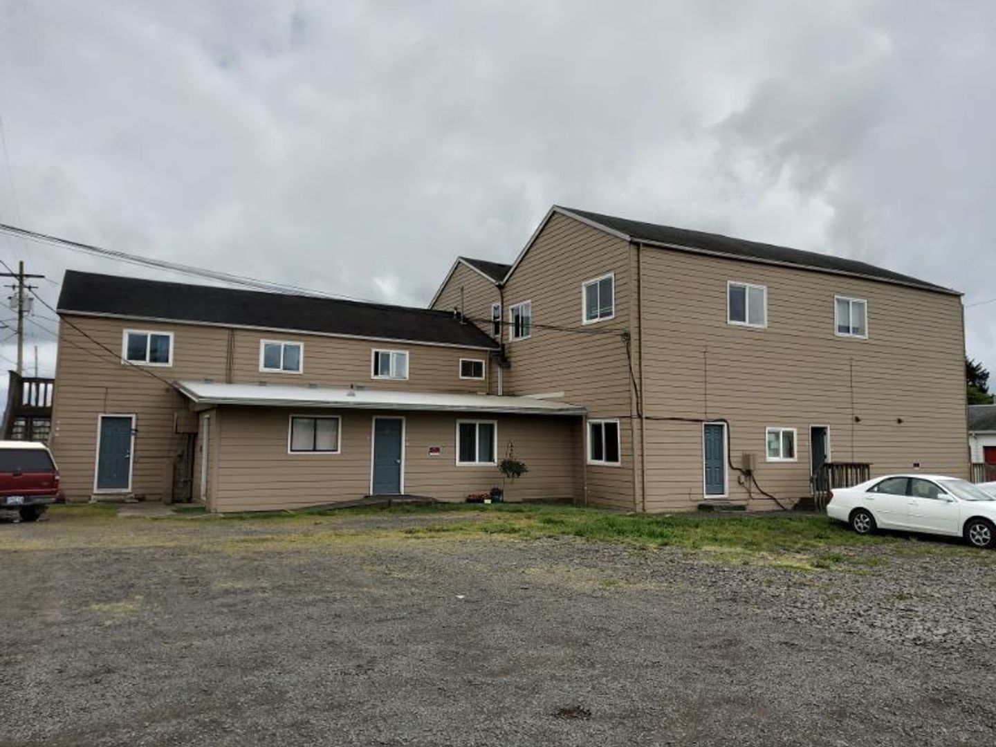 Warrenton Apartment: 87 NE Harbor Ct.