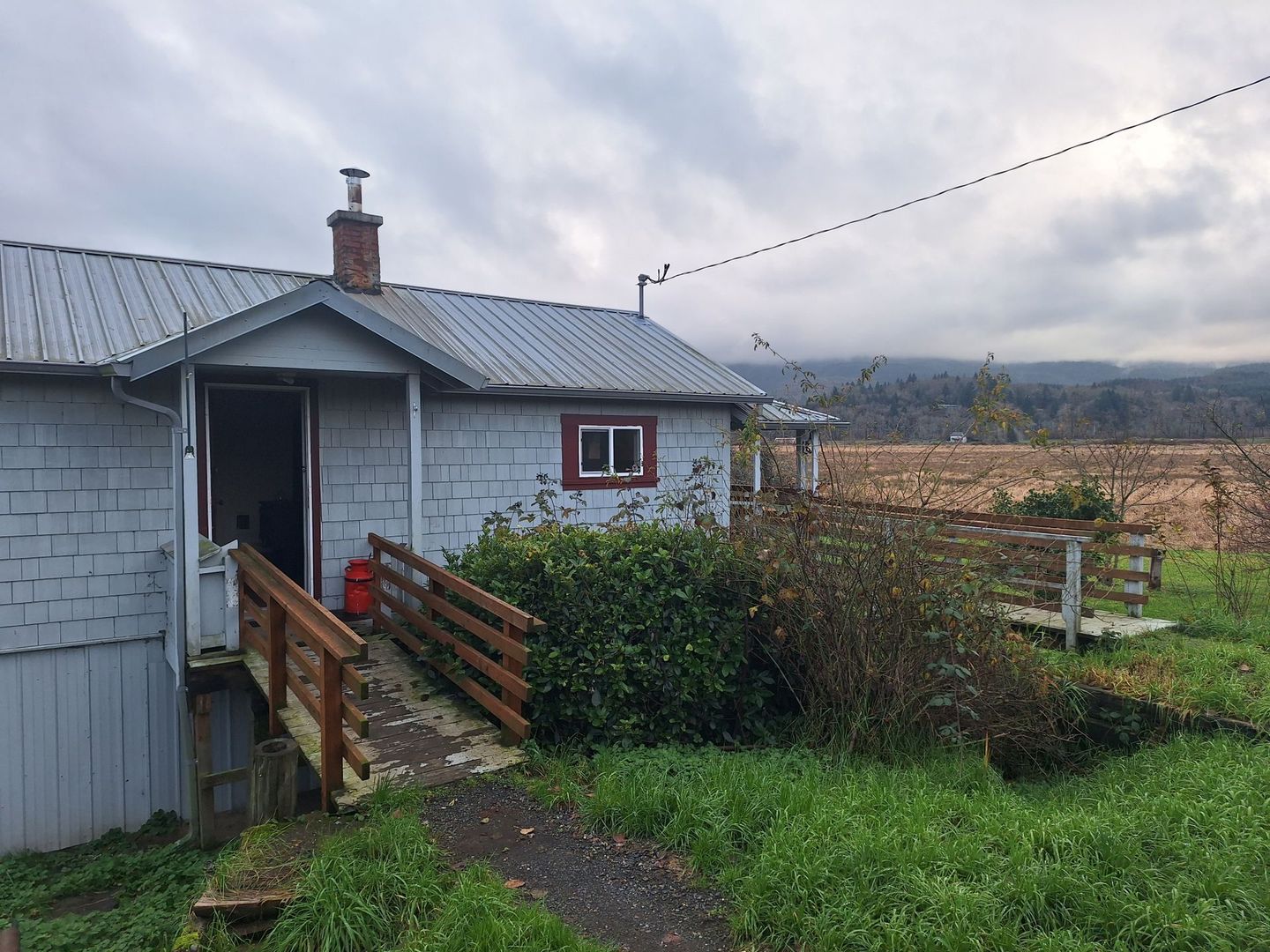 Clatskanie House: 11393 Carver Road