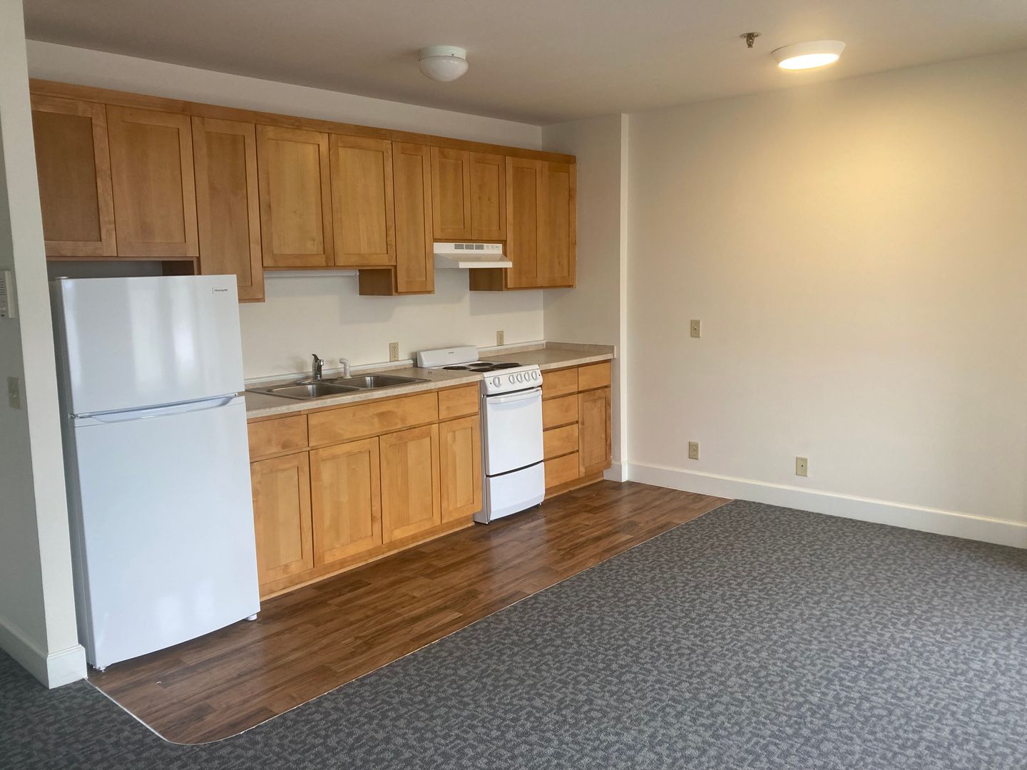 Astoria Apartment: 342 14th st
