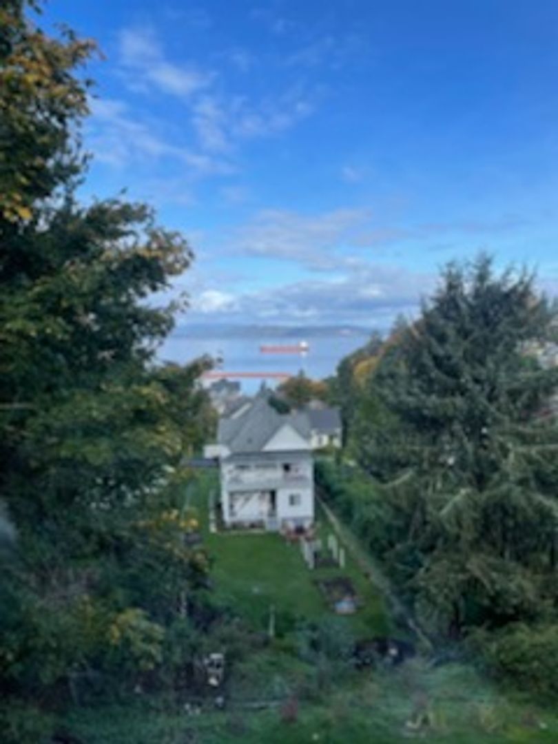 Astoria Apartment: 3730 Harrison Avenue