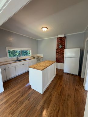 もりもり37★rent Astoria, OR | Rental Listings | ShowMeTheRent.com