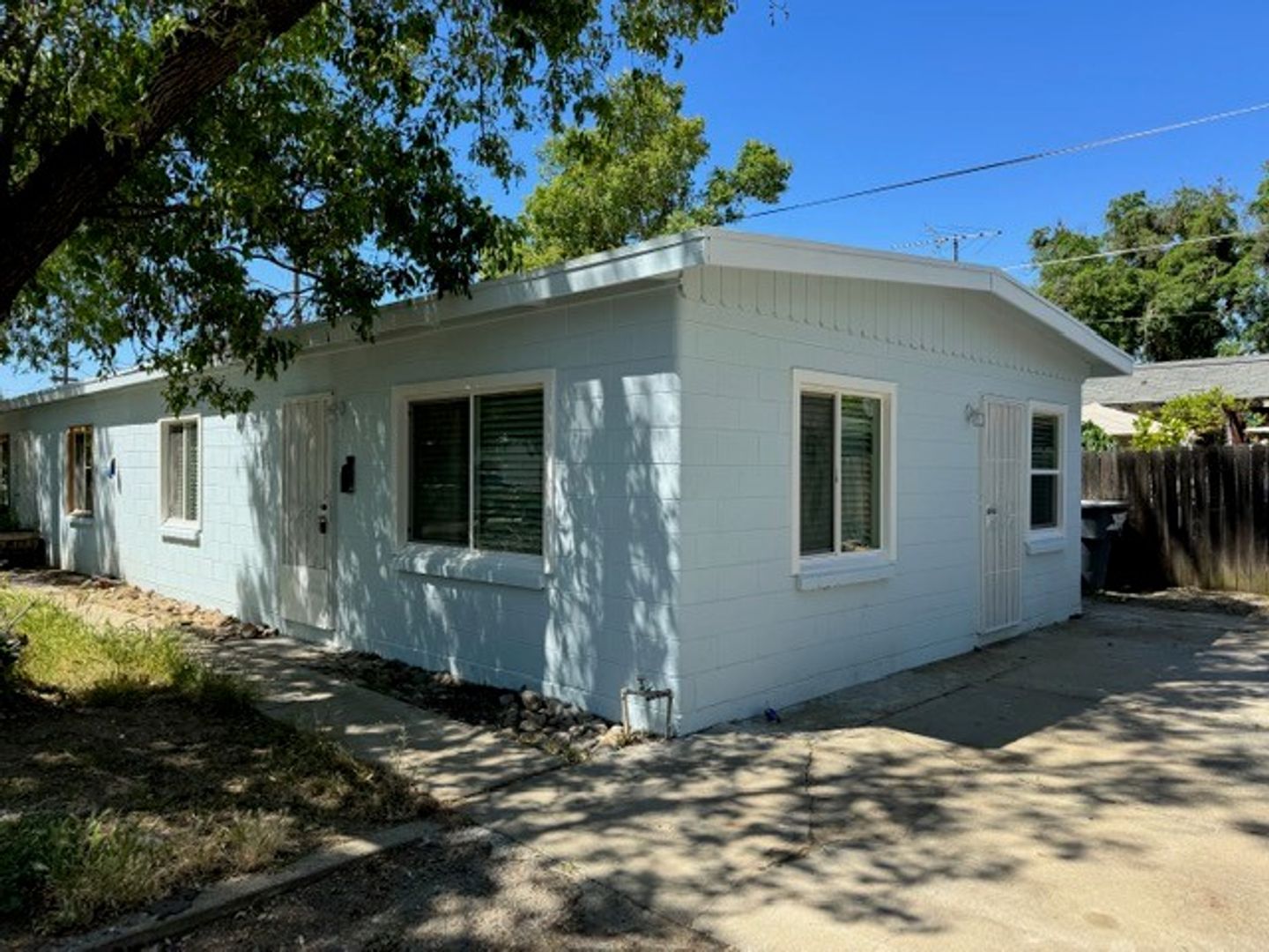 Winters Apartment: 18 Anderson Ave.