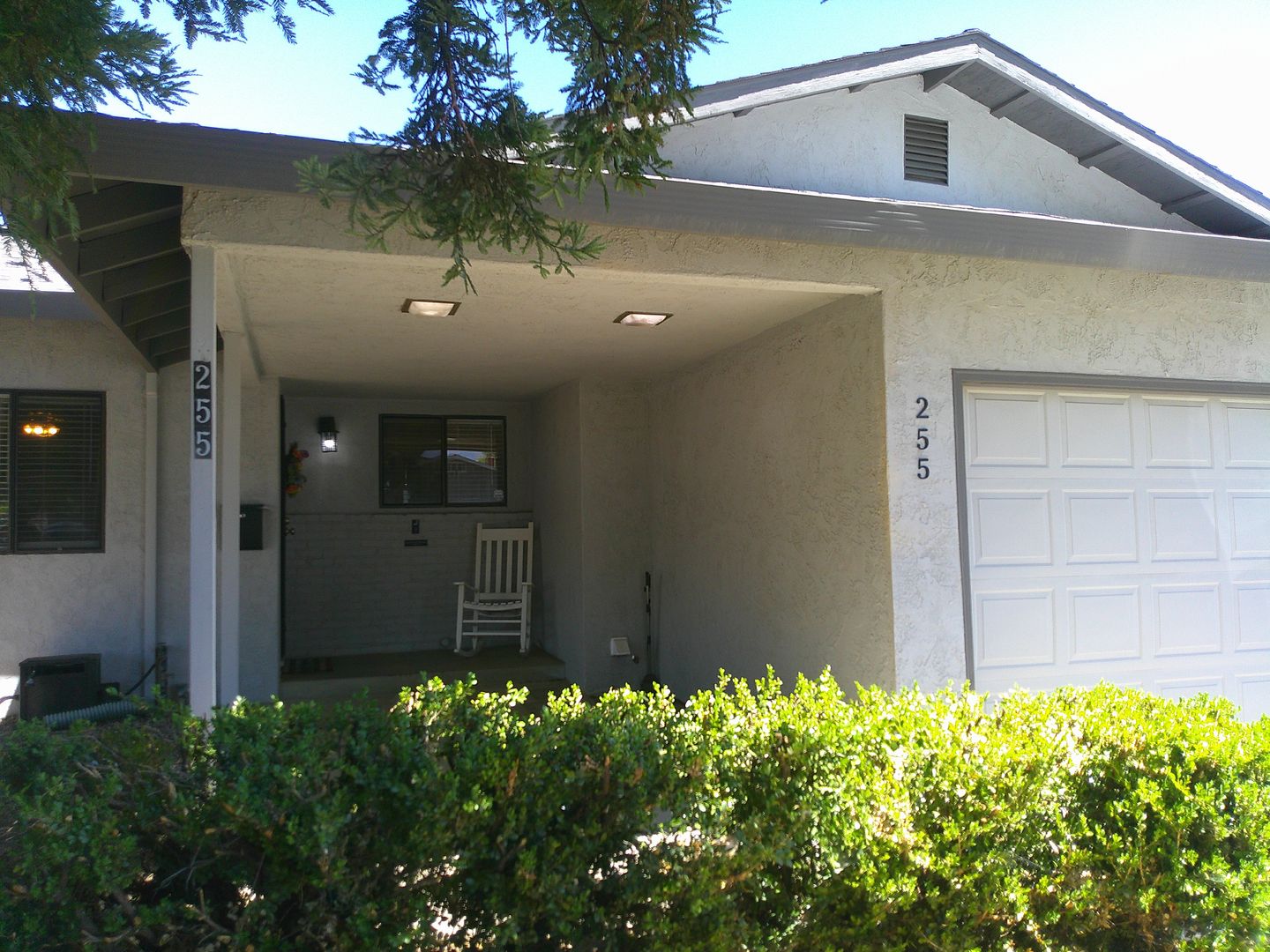 Vacaville House: 255 Poplar Drive