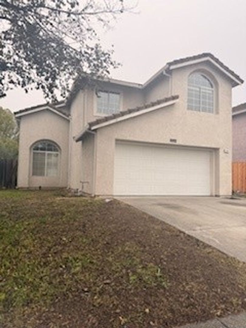 Fairfield House: 2607 Baltic Drive