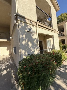 Oak Senior Commons 2 Bedroom, 1 Bath Apartment for Rent