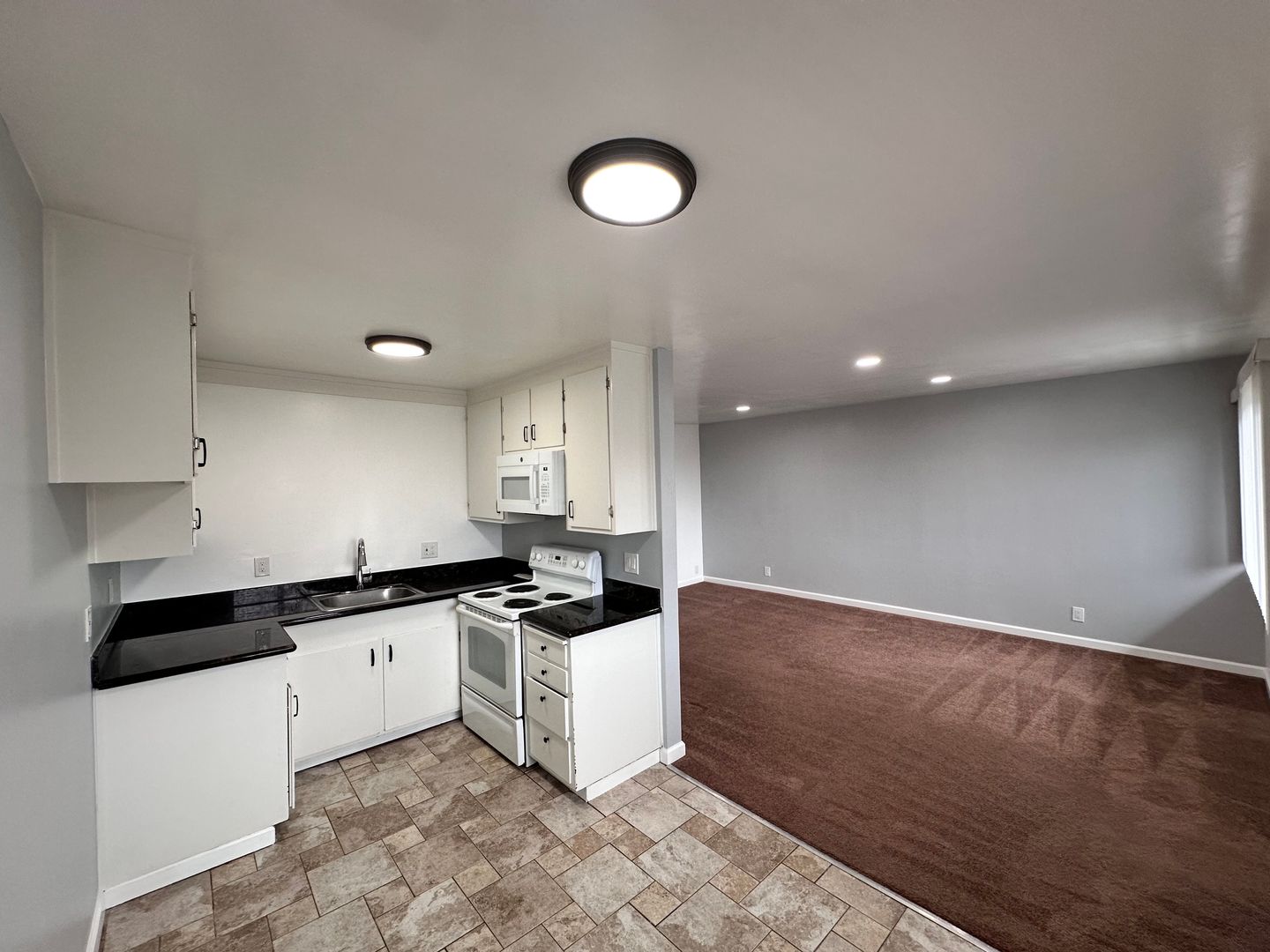 Oakland Apartment: 3814 39th Ave.