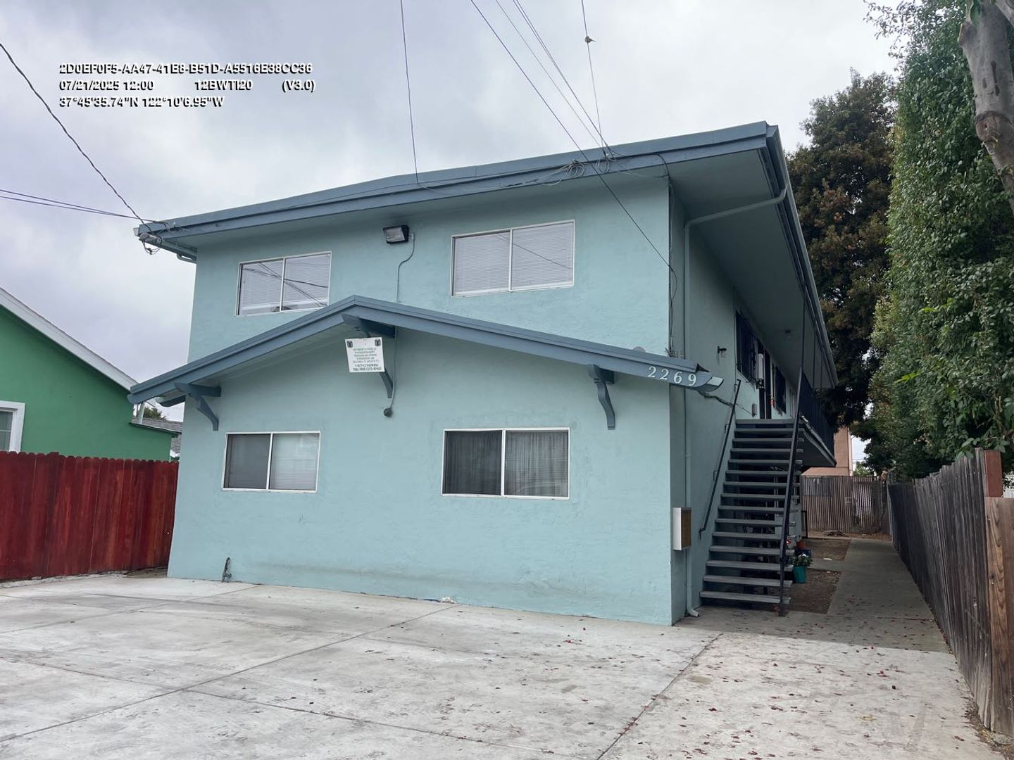 Oakland Apartment: 2269 83rd Ave