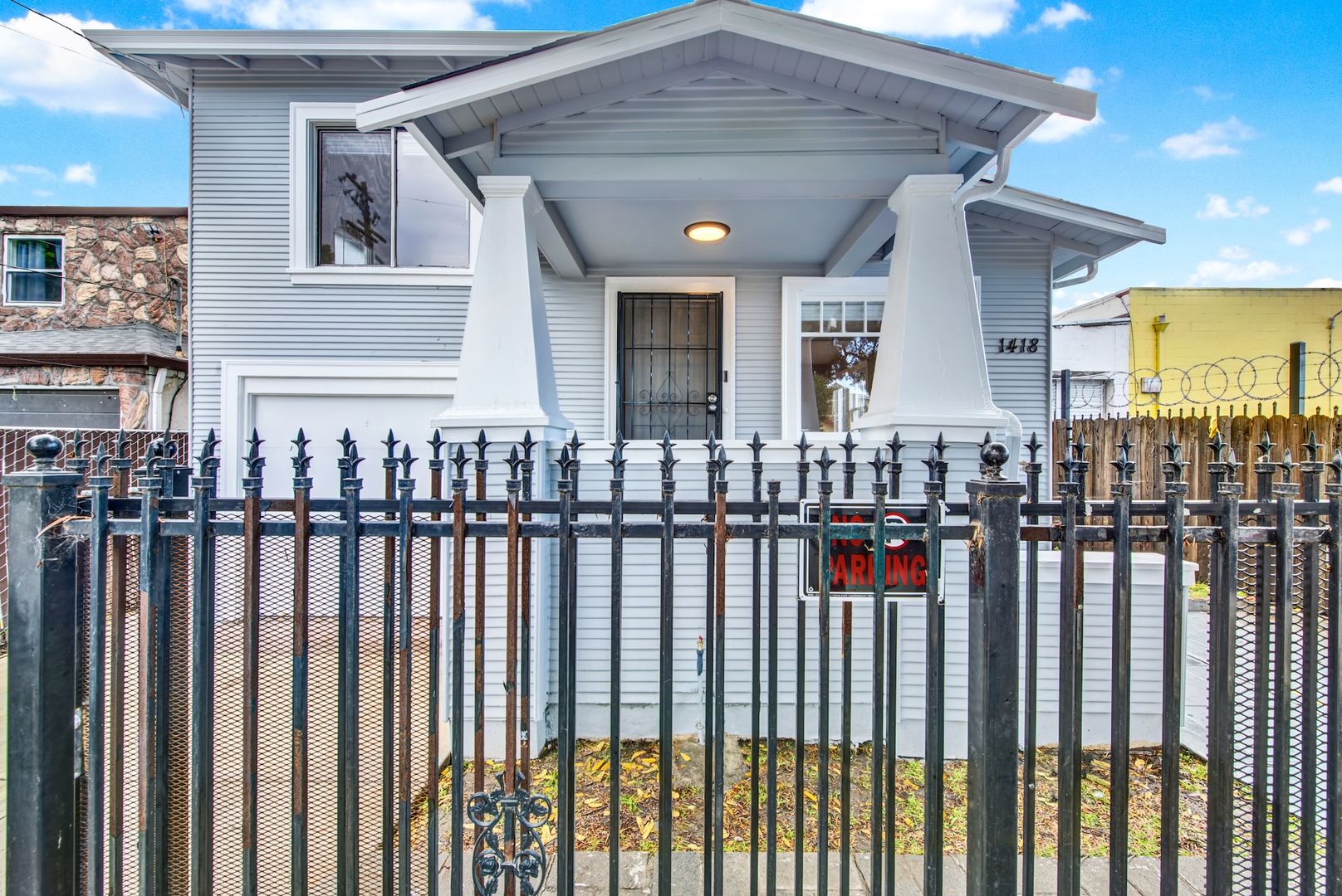 Oakland House: 1418 102nd Ave.