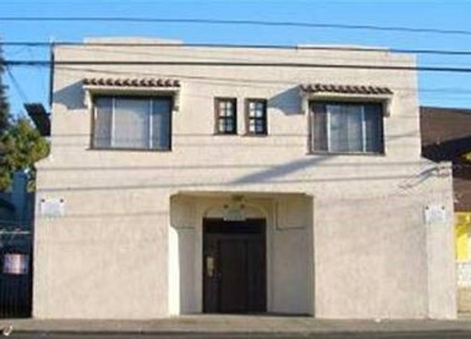 Oakland Apartment: 5416 Foothill Blvd