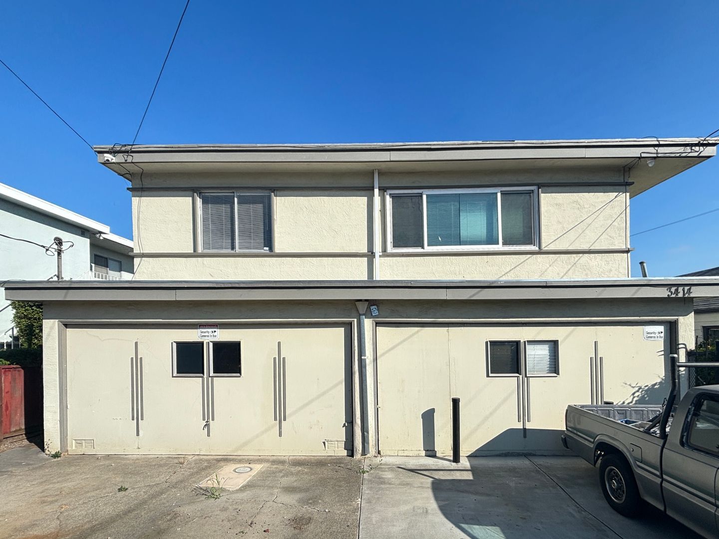 Oakland Apartment: 3414 64th Avenue Pl