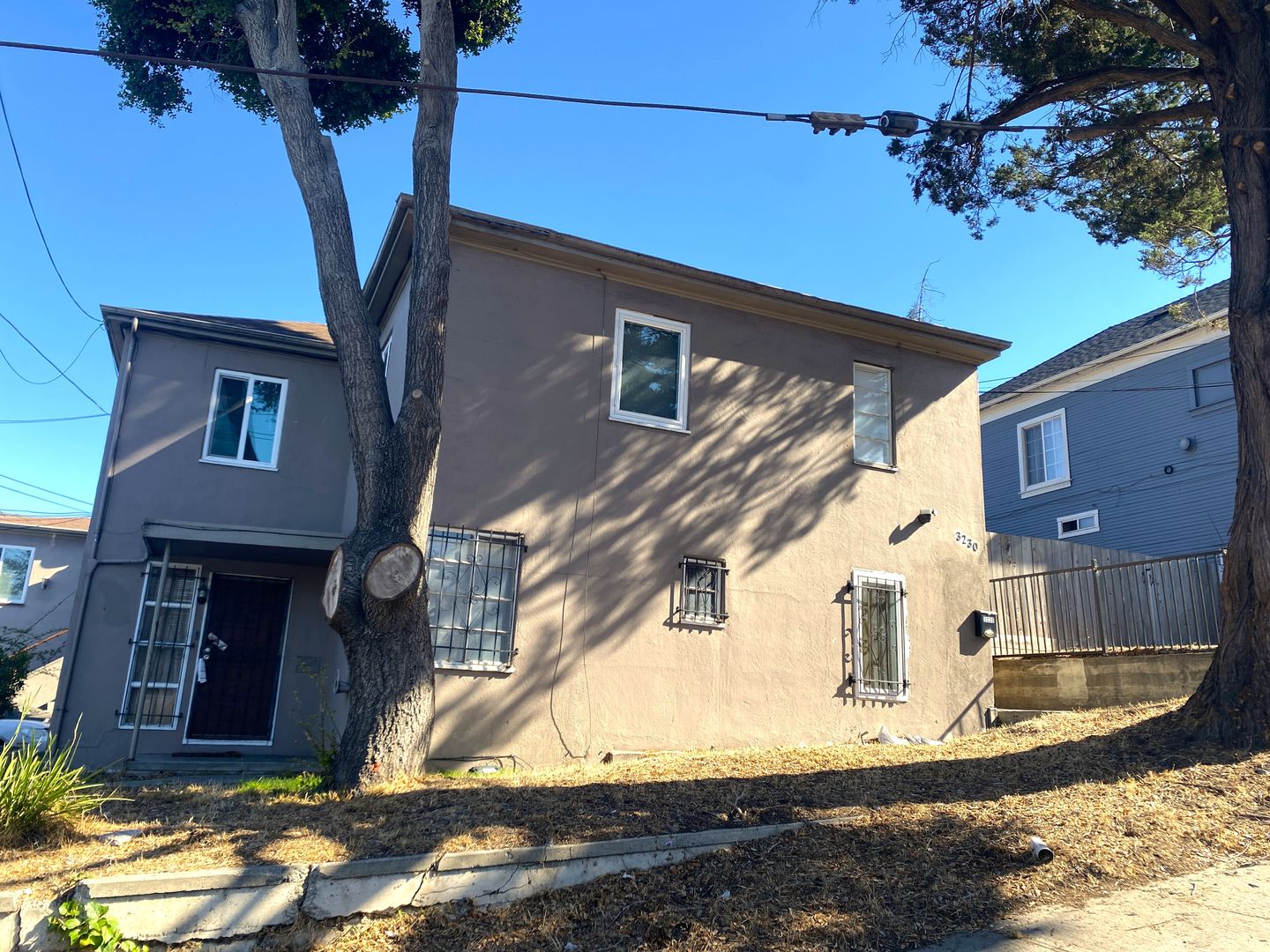 Oakland Apartment: 3228 Prentiss St.