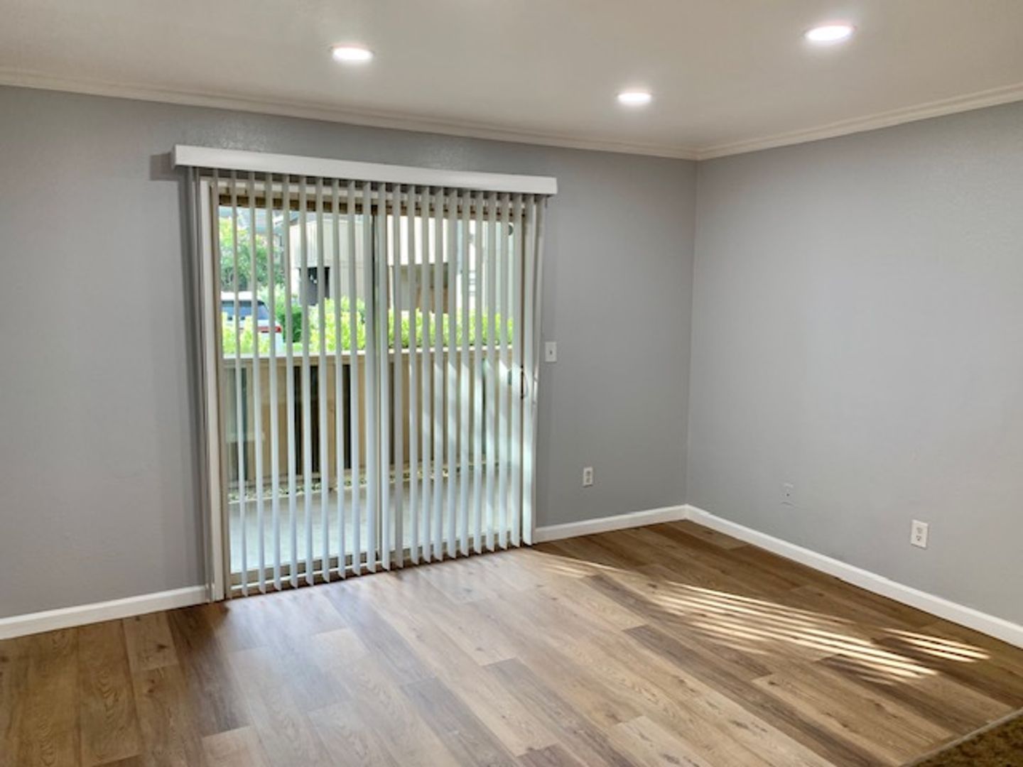 Pittsburg Condo: 1163 Lakeview Cir.