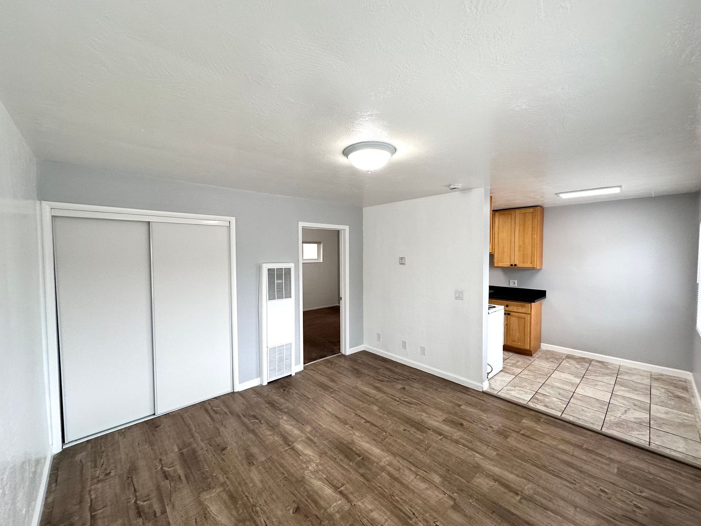 Oakland Apartment: 6600 Bancroft Ave.