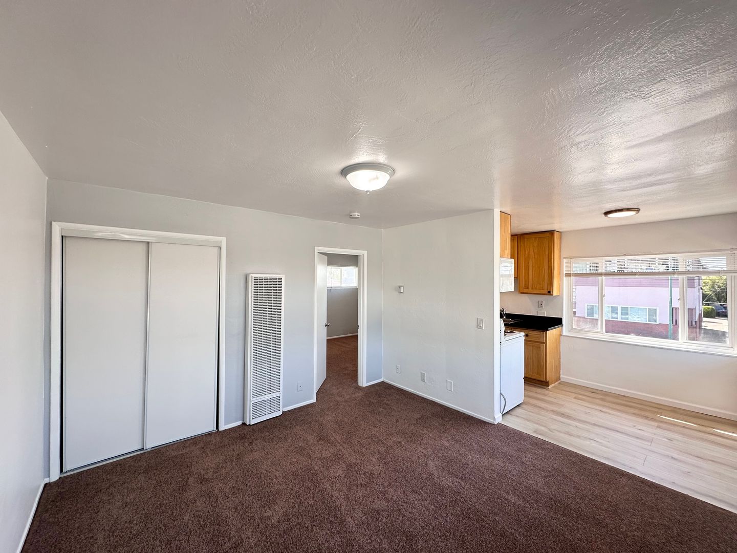 Oakland Apartment: 6600 Bancroft Ave.